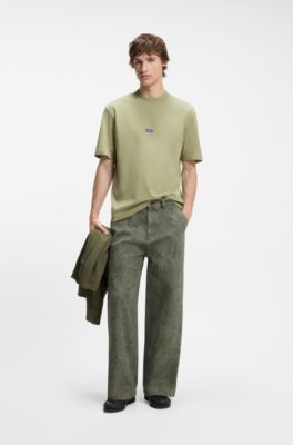 Camiseta de algod&oacute;n con cuello de canal&eacute; e insignia con logo, Desbordamiento de color beige