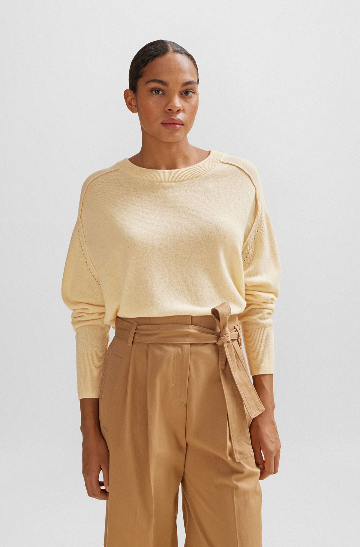 Melange sweater in cashmere with seam details, Patterned
