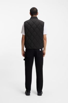 Doudoune sans manches matelass&eacute;e d&eacute;perlante avec patch logo, Noir