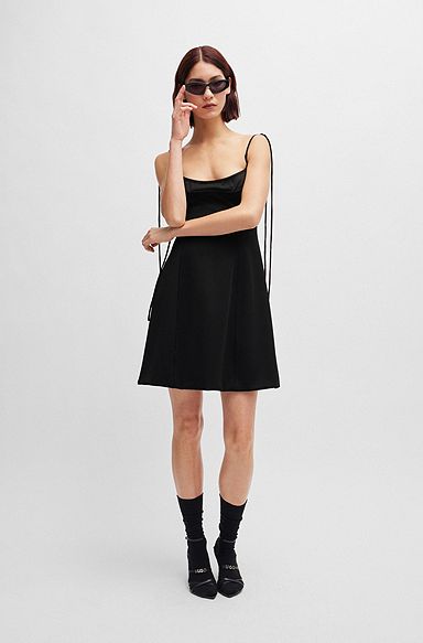 Vestido mini con tirantes finos y cremallera de la marca, Negro