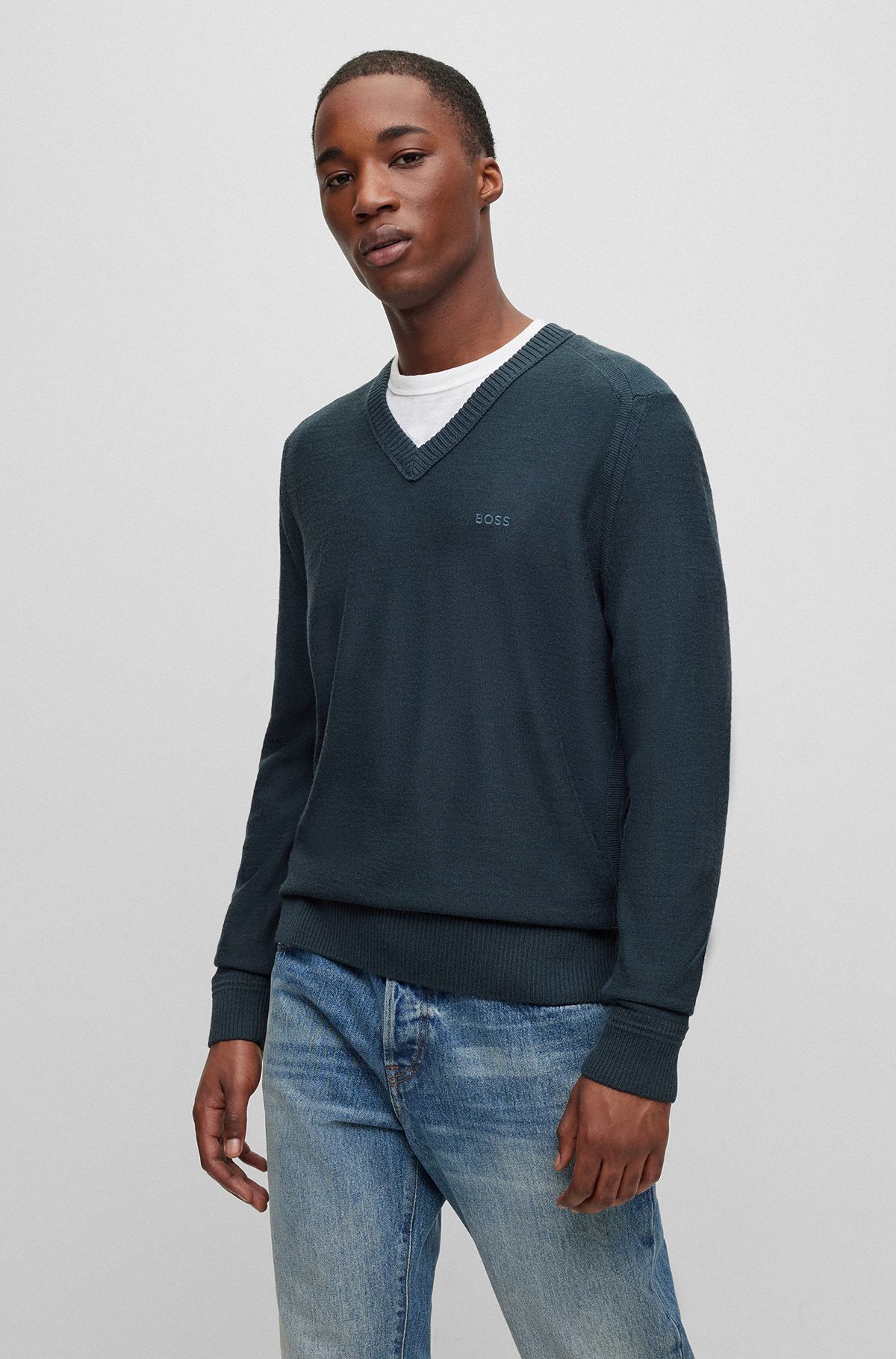 Wool-blend regular-fit sweater with logo detail, Light Green