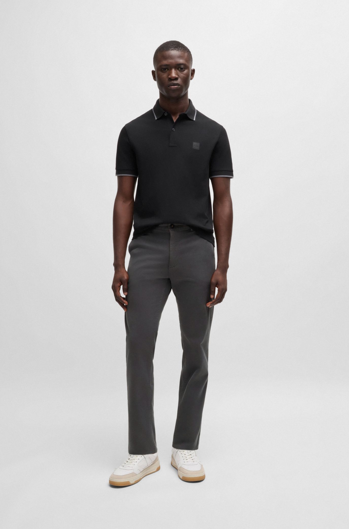 極美品 ヒューゴ ボス スリムフィットチノ ストレッチコットン ダークグリーン BOSS - Slim-fit chinos in stretch cotton - Dark Grey