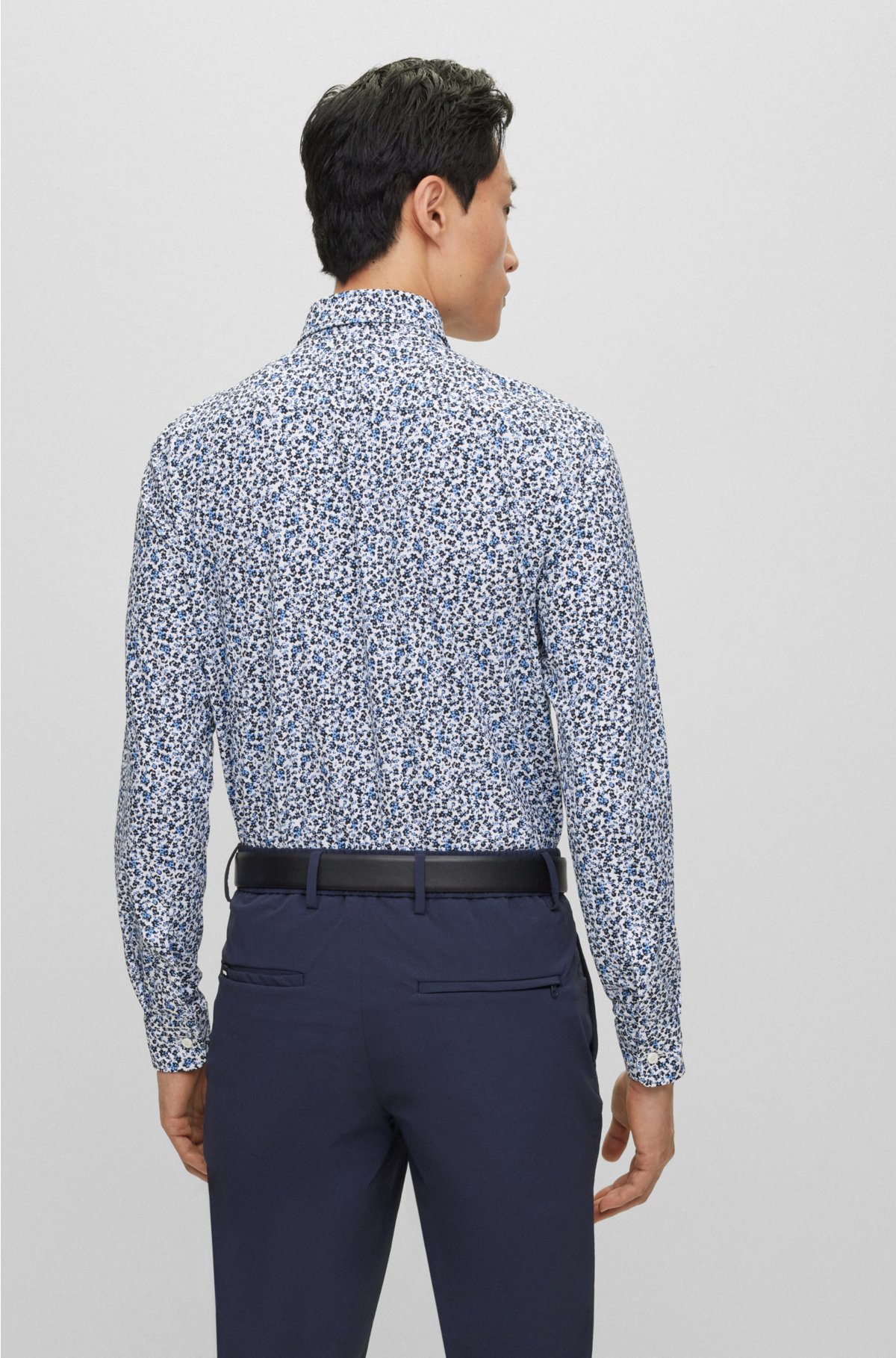 Slim-fit shirt with Kent collar in printed material, Dark Blue