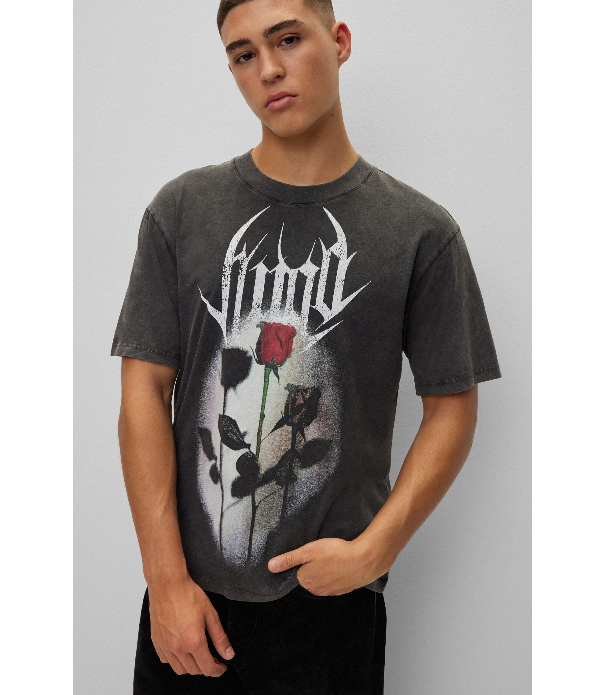 hbna50511731_023_340?wid=1980&