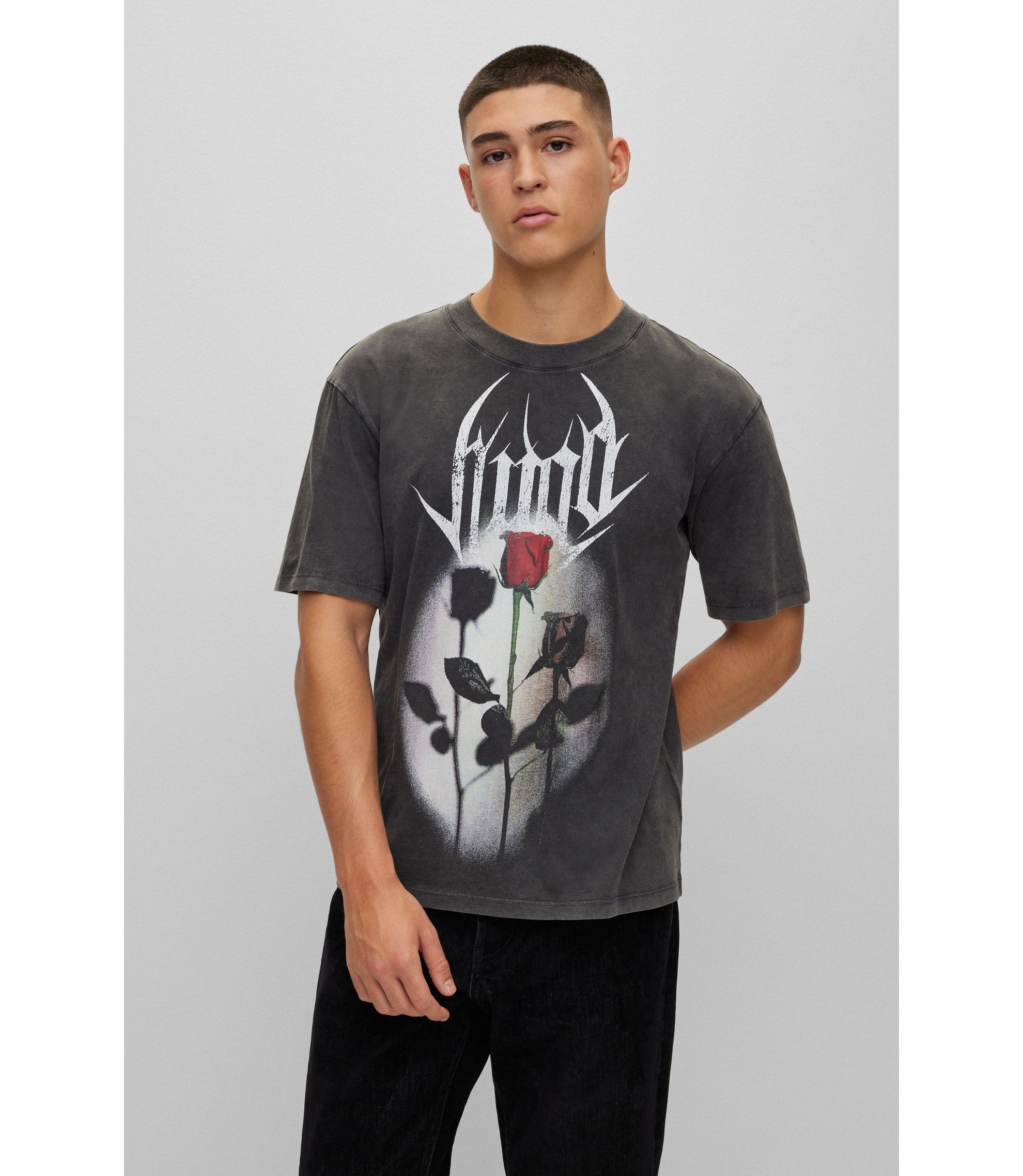 hbna50511731_023_350?wid=1980&