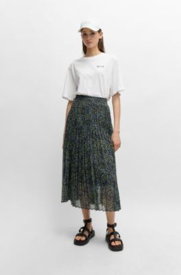 Printed pliss&eacute; skirt in crepe Georgette, Patterned