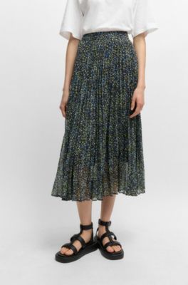 Printed pliss&eacute; skirt in crepe Georgette, Patterned
