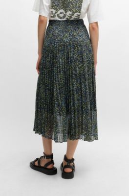 Printed pliss&eacute; skirt in crepe Georgette, Patterned