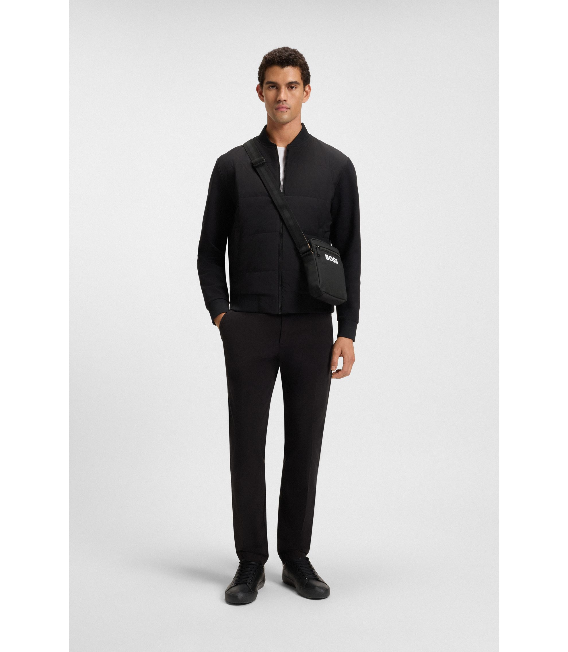 hbna50511961_001_300?wid=1980&