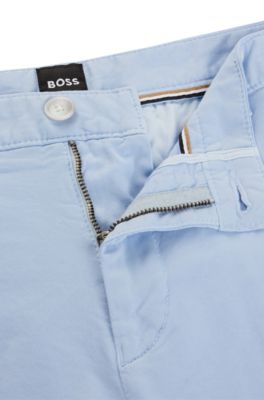 Shorts slim fit de sarga de algod&oacute;n el&aacute;stico, Celeste