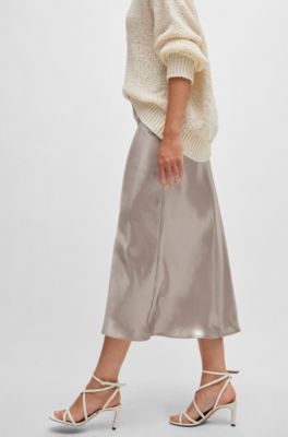 Falda maxi de tejido l&iacute;quido con detalle de costura diagonal, Beige claro