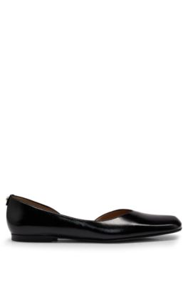 Ballerina flats in leather with asymmetric design, Black