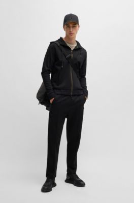 Baskets en m&eacute;lange de mati&egrave;res avec mesh et logos, Noir