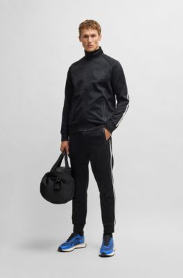 Baskets en m&eacute;lange de mati&egrave;res avec mesh et logos, bleu clair