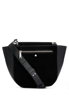 Saddle bag in grained leather and suede, Black