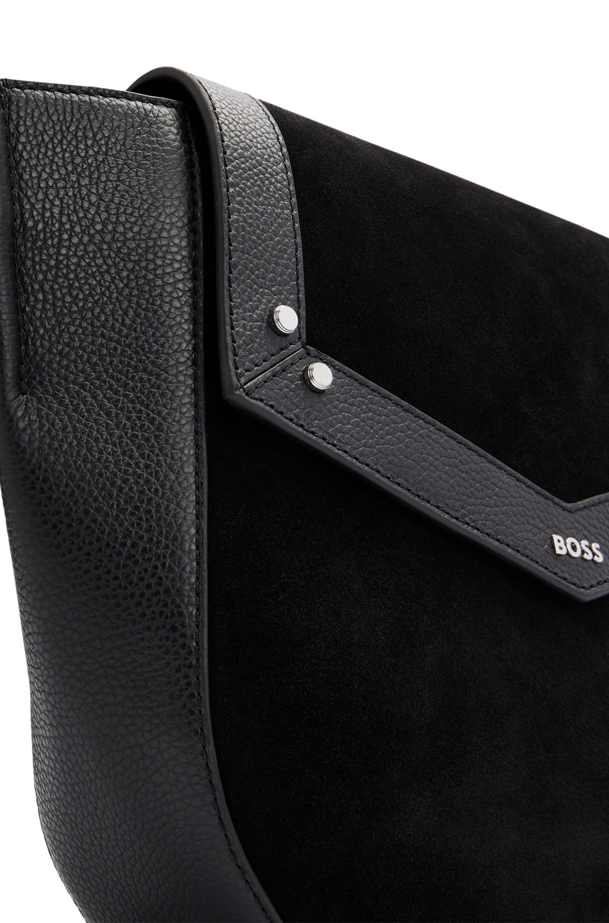 Saddle bag in grained leather and suede, Black
