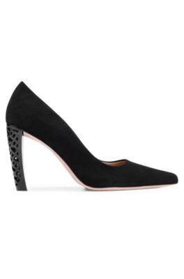 Zapatos de tac&oacute;n de ante con estructura de monogramas en el tac&oacute;n, Negro