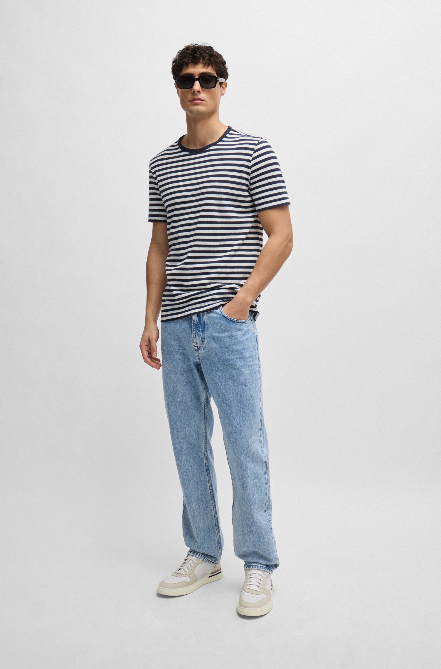Camiseta a rayas horizontales de algodón y lino