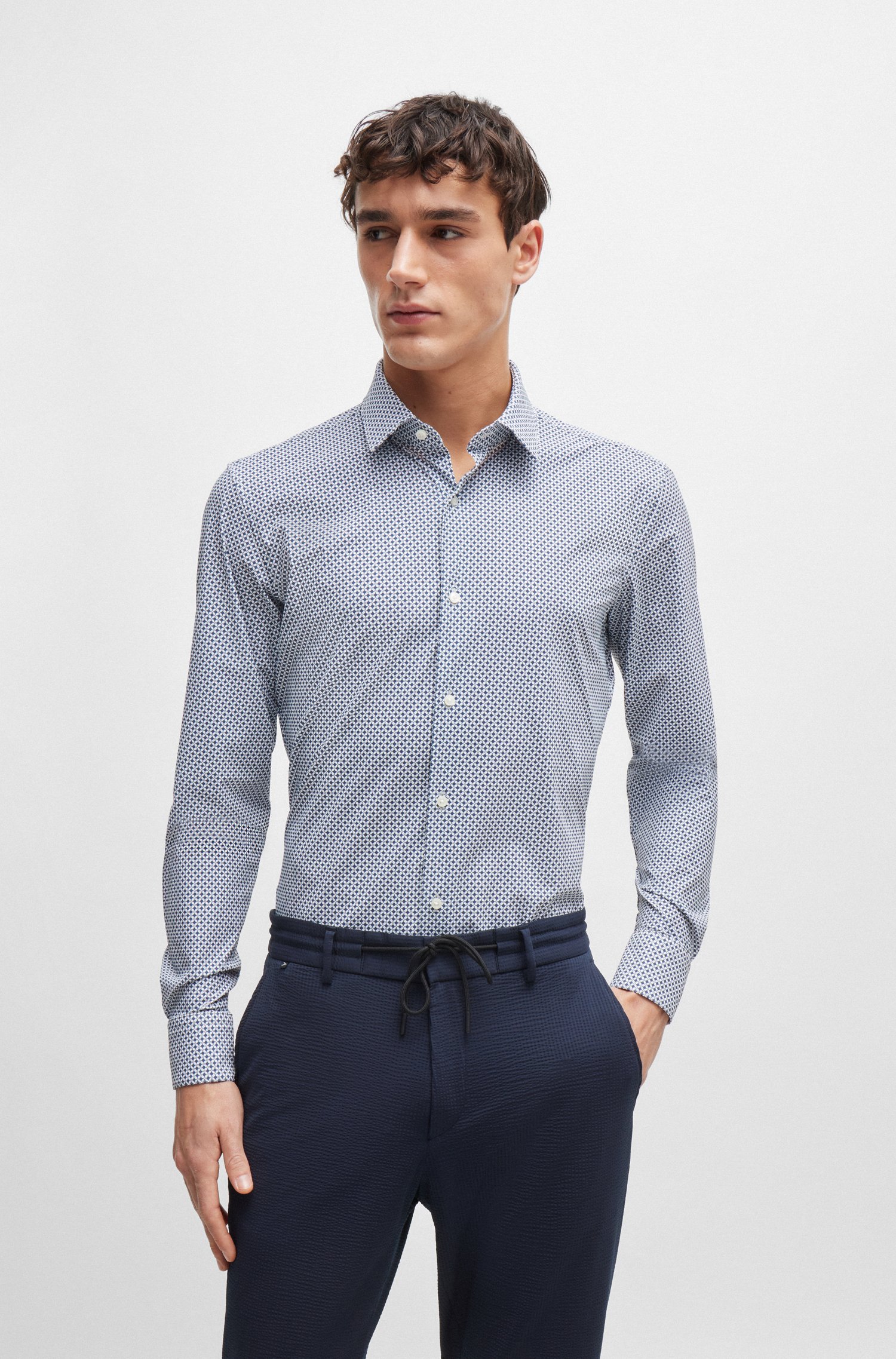 Slim-fit shirt printed performance-stretch material