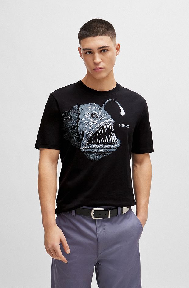 Camiseta regular fit de punto de algodón con ilustración de temporada, Negro