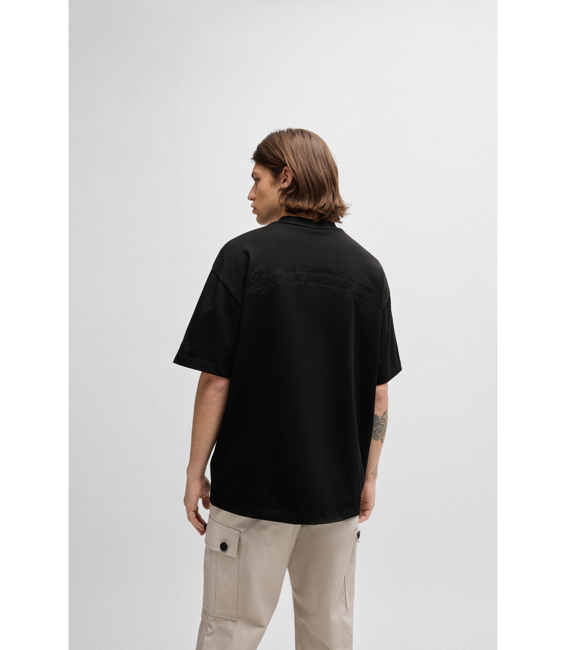 HUGO - Cotton-jersey T-shirt with seasonal artwork and