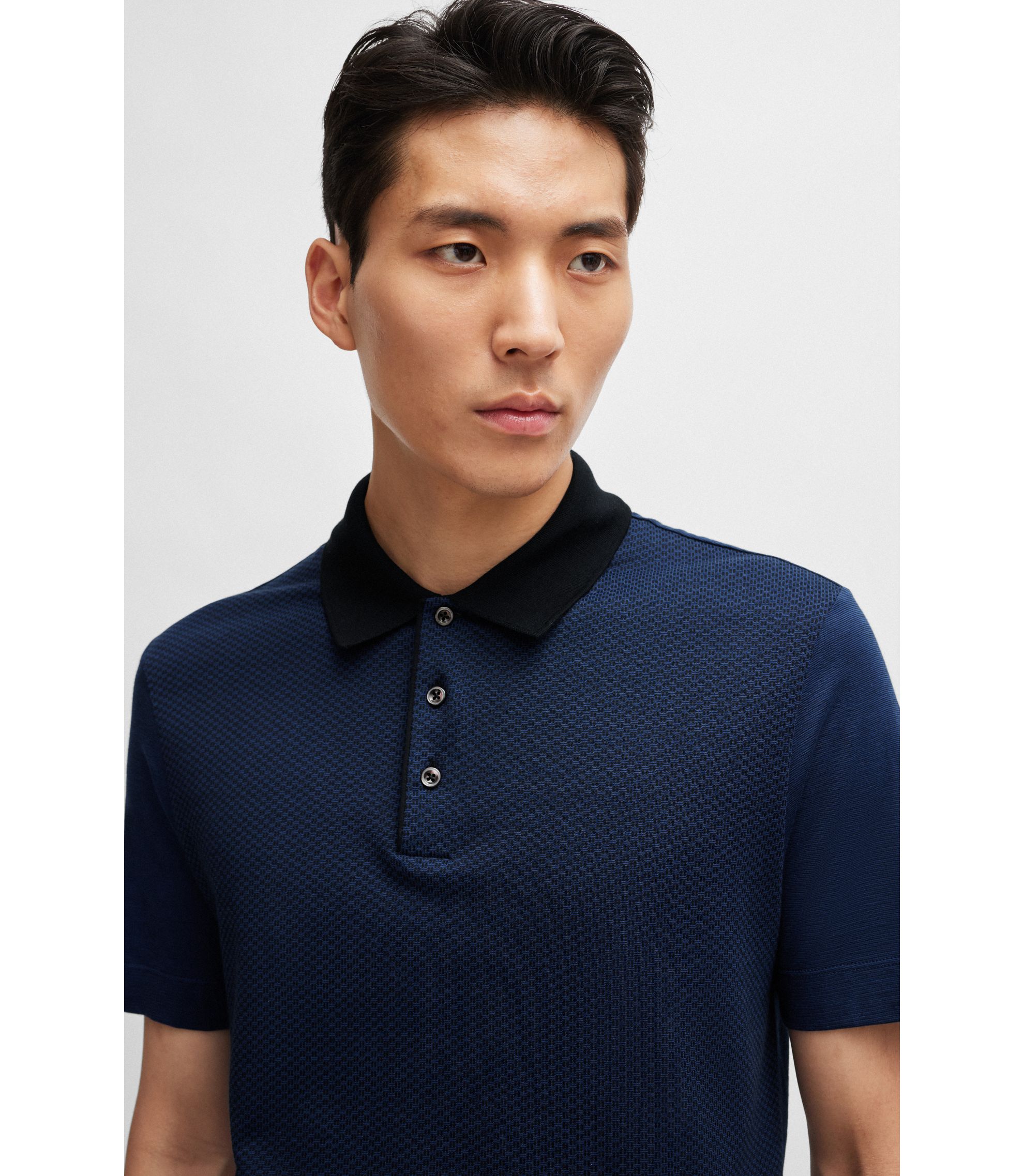 hbna50513836_484_340?wid=1980&