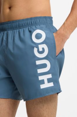 Shorts de bain &agrave; logo imprim&eacute; vertical, bleu clair