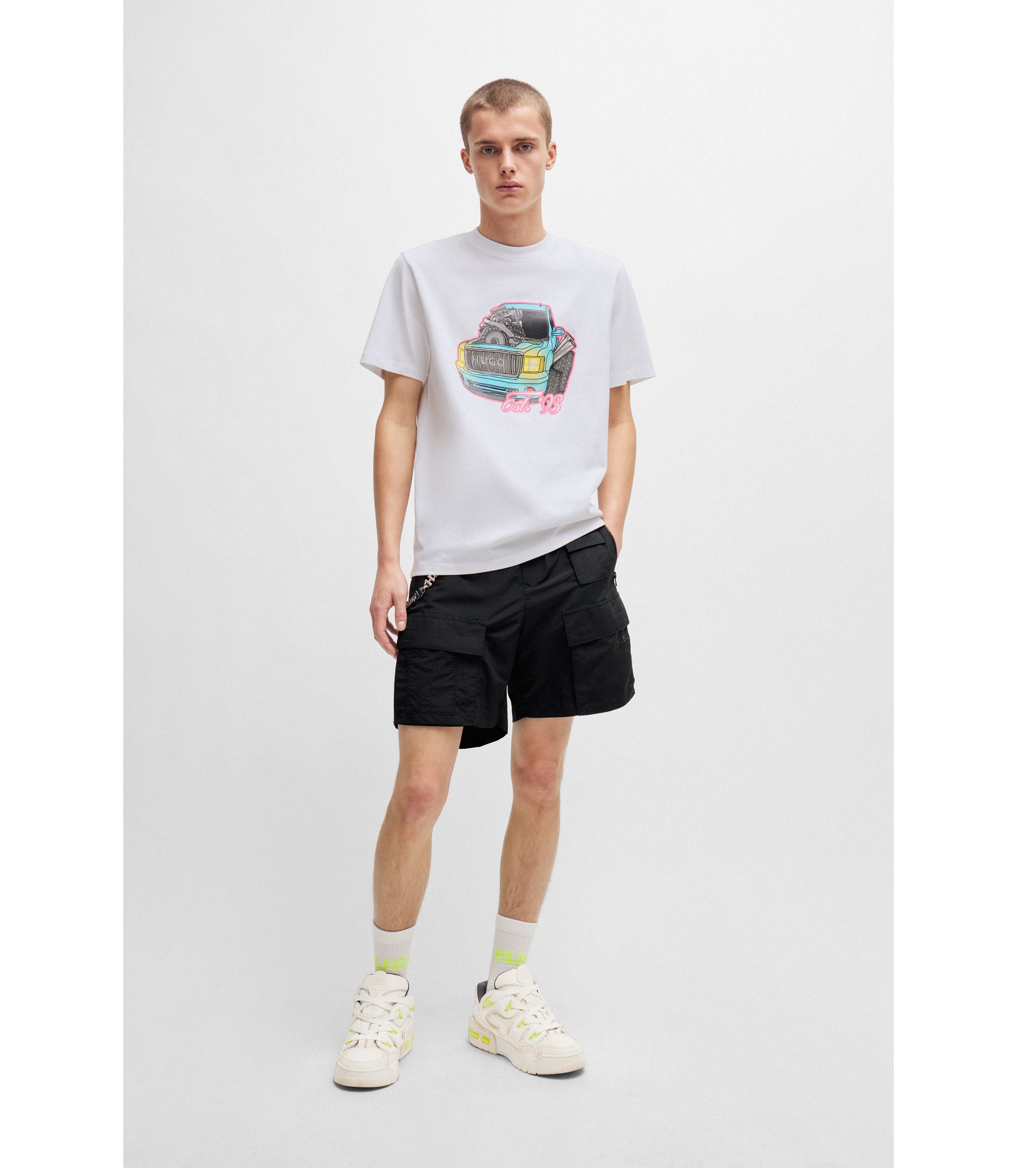 ★Hugo Boss★ Season Artwork Short Sleeve T-Shirt Relaxed Fi HUGO - Relaxed-fit T-shirt in cotton with car artwork - White