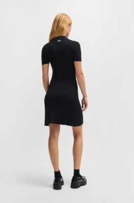 Vestido slim fit en crep&eacute; de canal&eacute; irregular, Negro