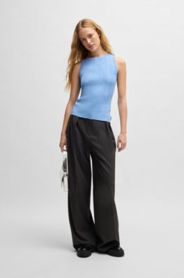 Top sin mangas slim fit con estructura de canal&eacute; irregular, Celeste