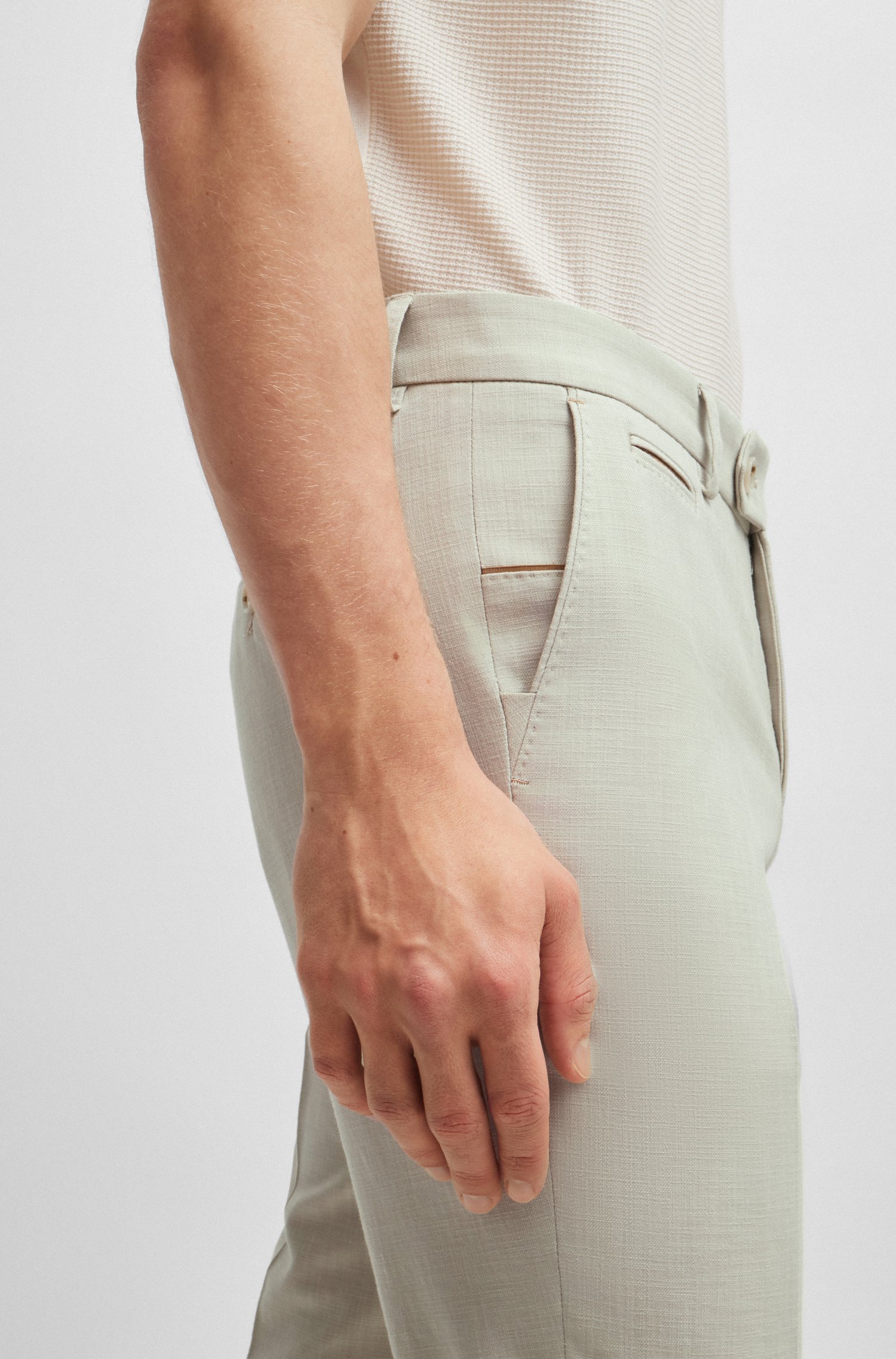 Slim-fit trousers micro-patterned stretch material