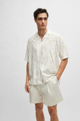Camisa relaxed fit con estampado de temporada y cuello cubano, Blanco
