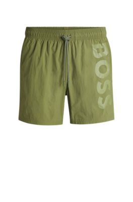 Ba&ntilde;ador en tejido de secado r&aacute;pido con logo vertical estampado, Verde