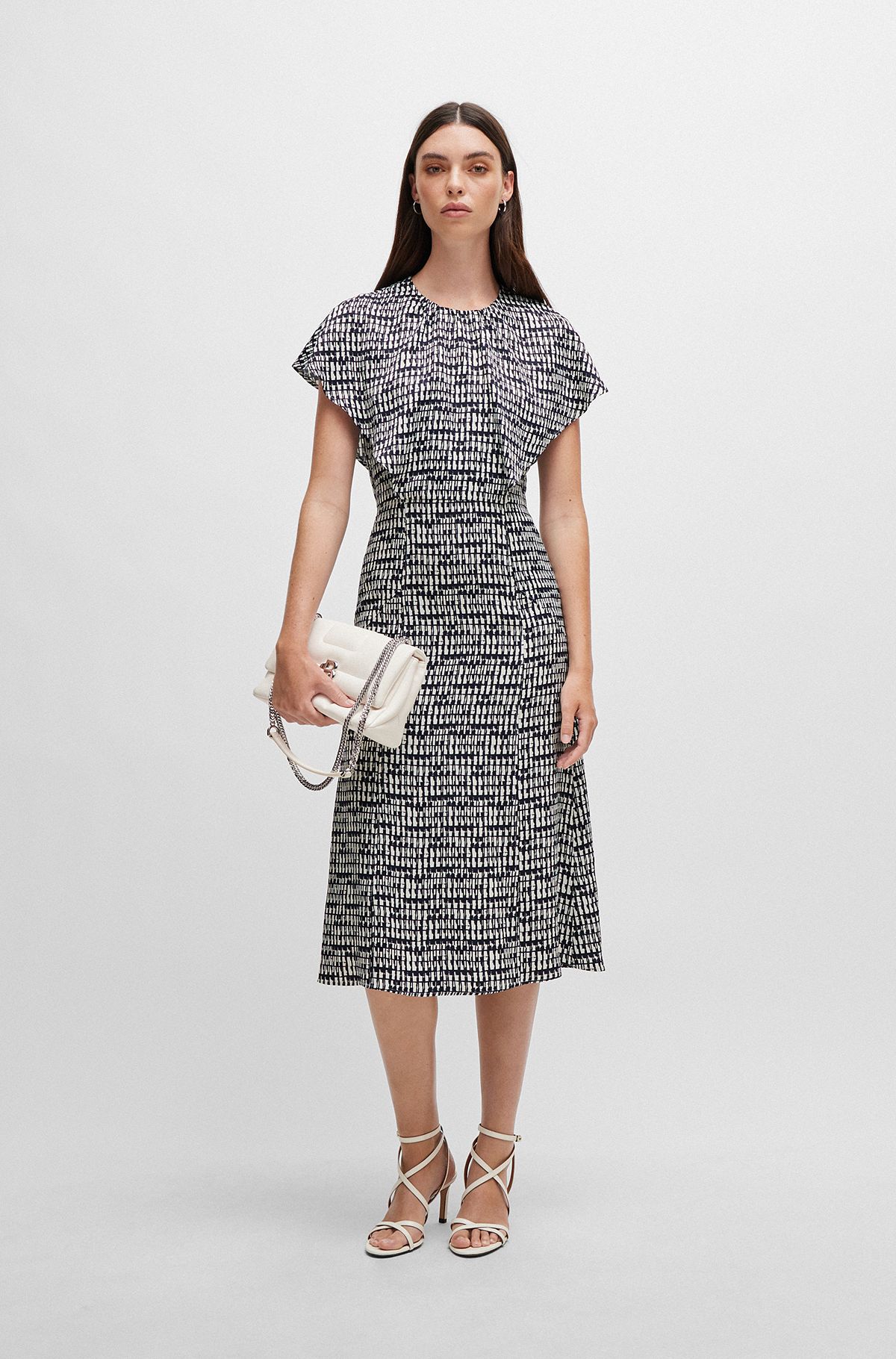 Short-sleeved dress in abstract-patterned fabric, Patterned