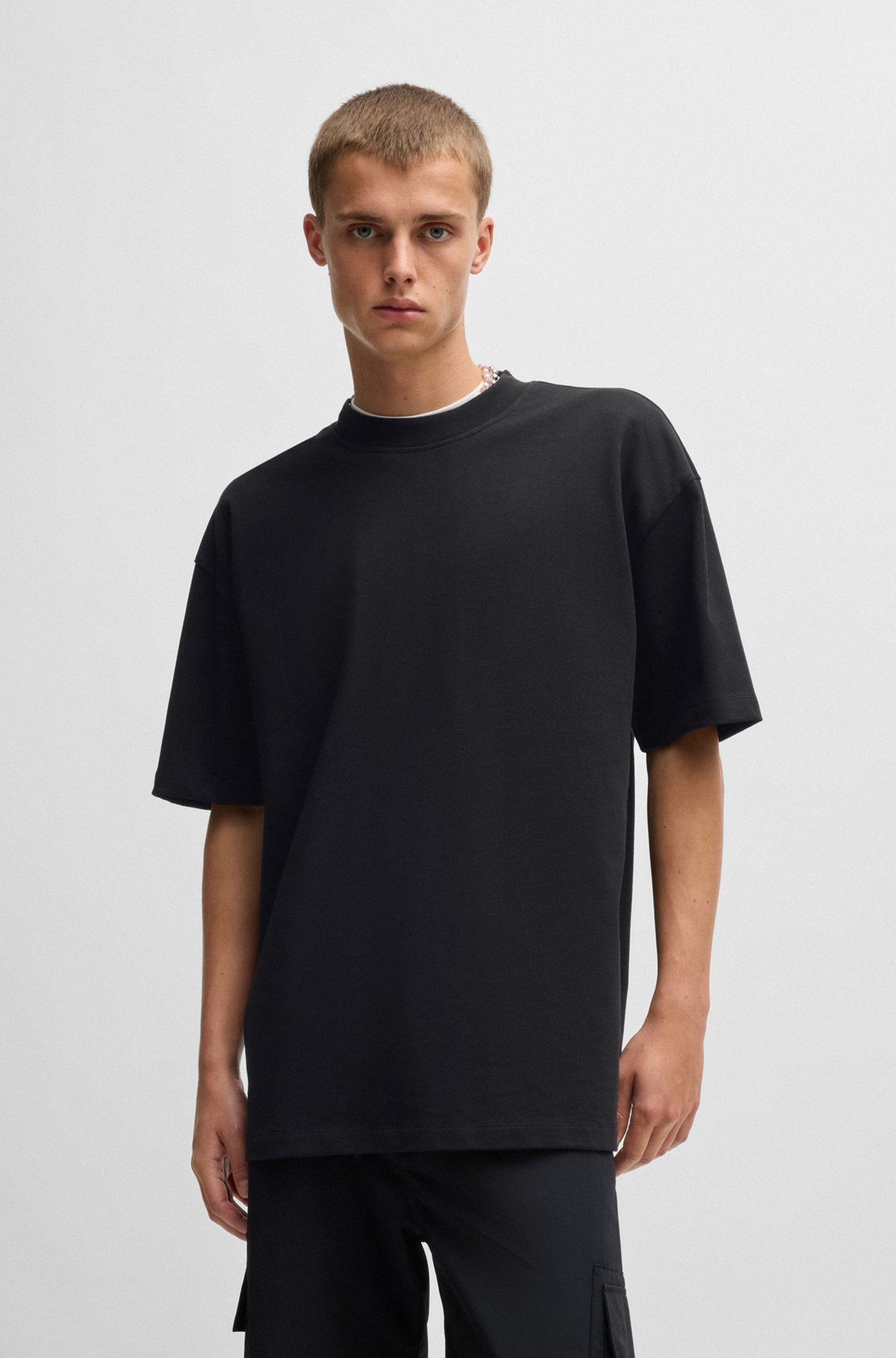 HUGO - Oversize-fit all-gender T-shirt in cotton with logo HUGO - Oversize-fit all-gender T-shirt in cotton with logo