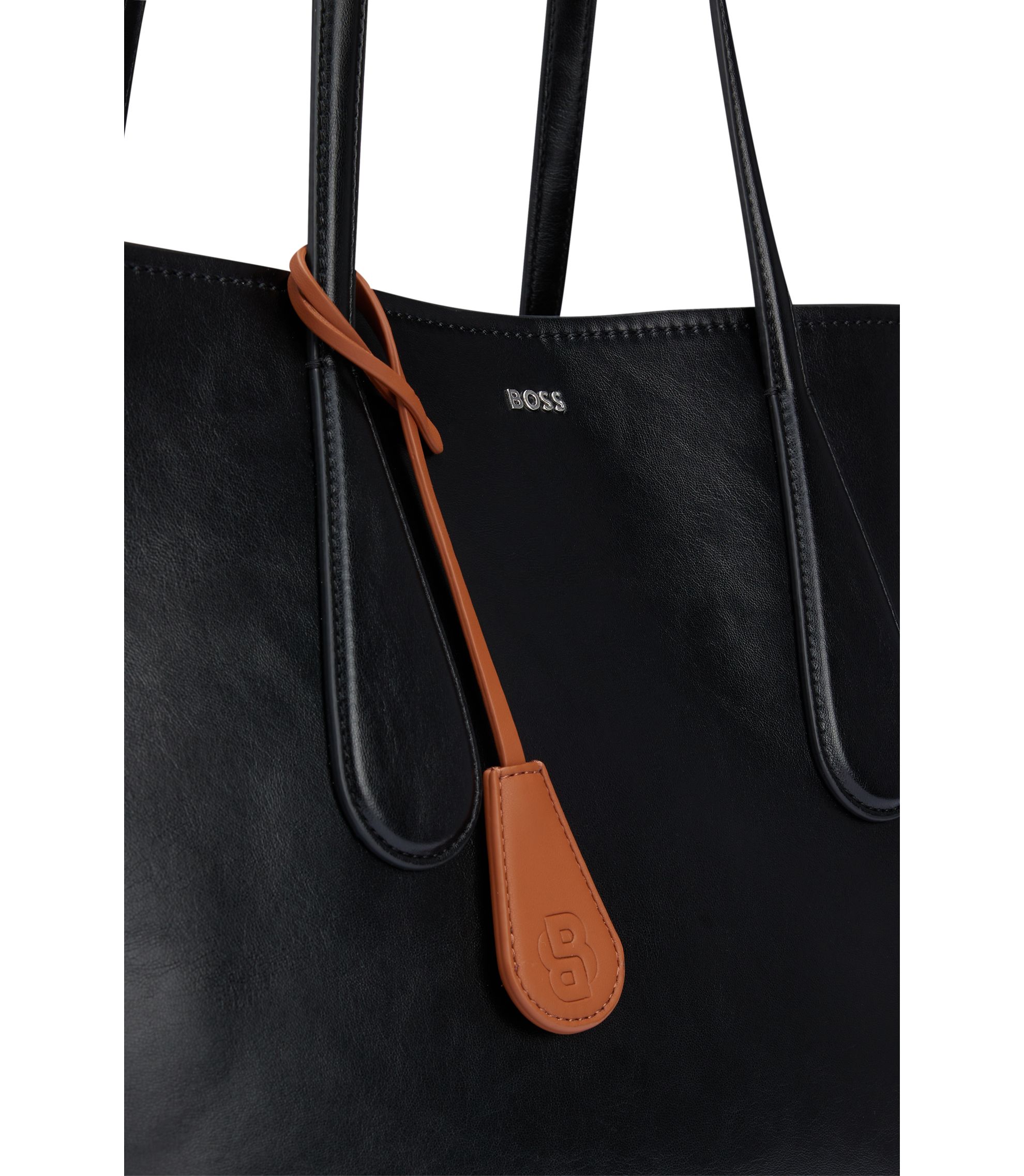 hbna50517093_001_241?wid=1980&