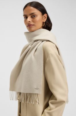 Logo-rivet scarf in wool, Light Beige