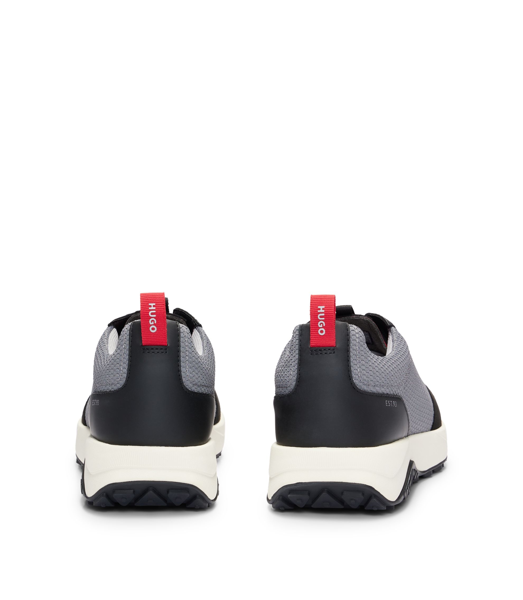 hbna50517271_026_210?wid=1980&