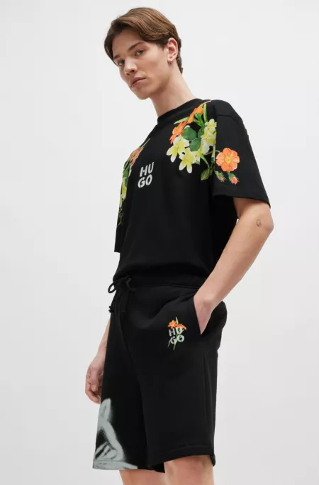 Relaxed-fit shorts with floral artwork