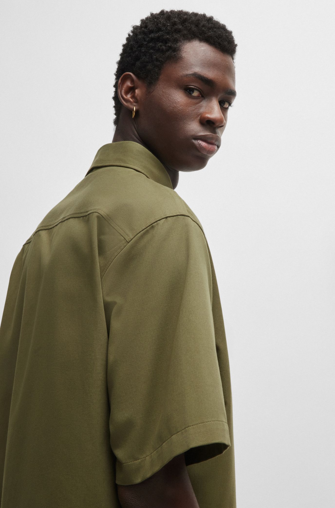 HUGO - Oversized-fit shirt in cotton twill with zip closure