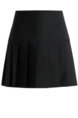 Hugo Boss Pleated Mini Skirt In A Stretch Wool Blend In Black