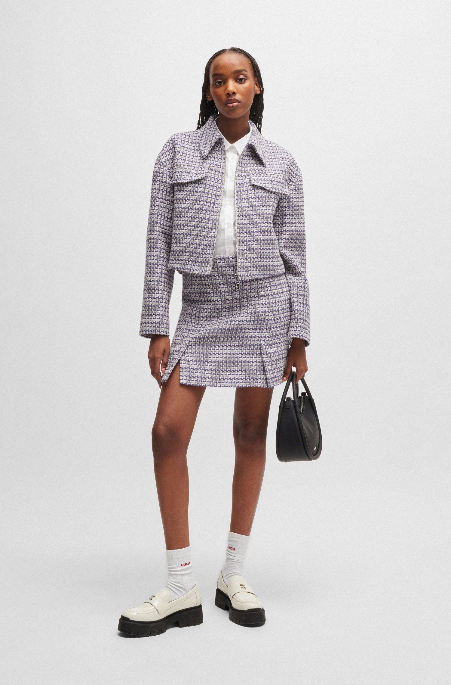 Patterned mini skirt a cotton blend