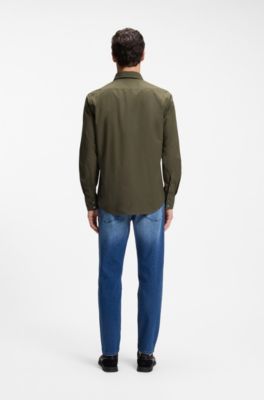 Camisa regular fit en popel&iacute;n de algod&oacute;n con logo bordado, Verde