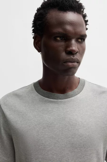 Regular-fit T-shirt in structured cotton