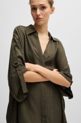Relaxed-fit shirt dress with concealed closure