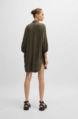 Relaxed-fit shirt dress with concealed closure