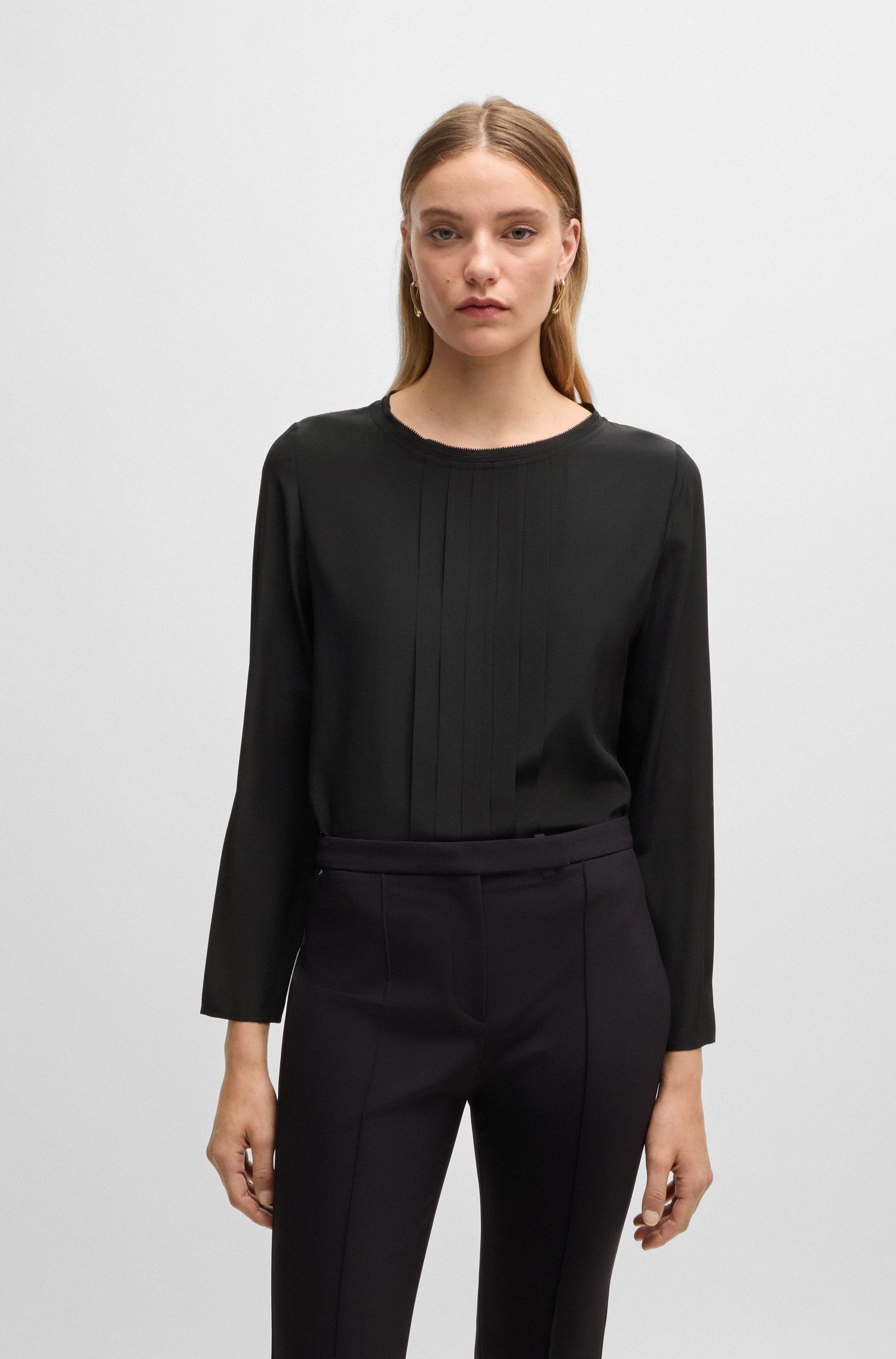 Long-sleeved blouse washed silk with pleated front