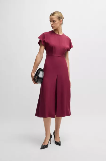 Keyhole-neckline dress with plissé insert