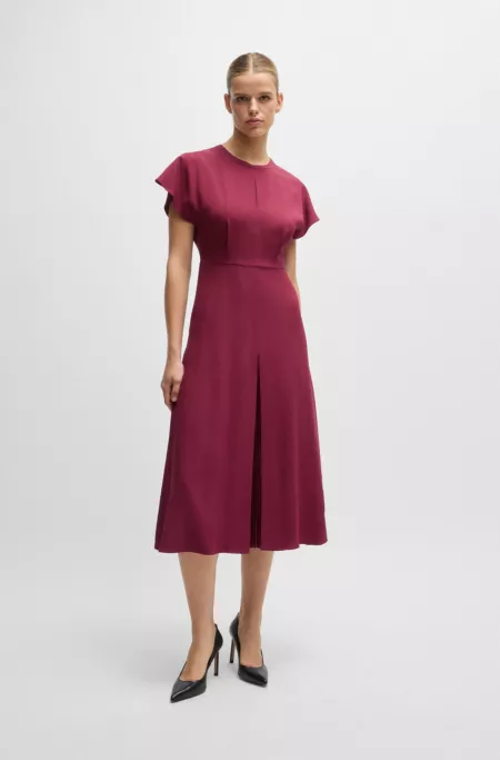 Keyhole-neckline dress with plissé insert