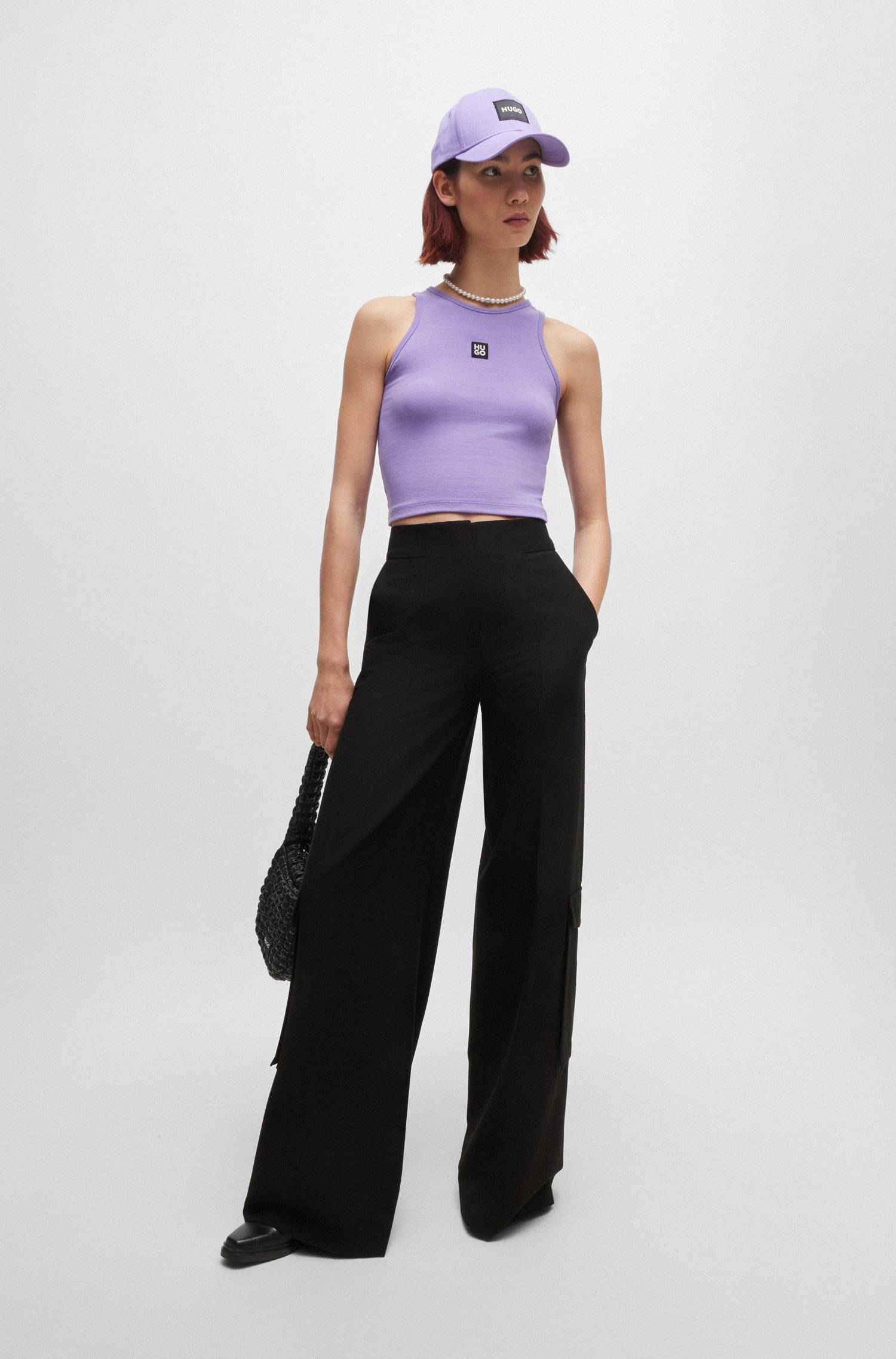 Regular-fit cargo trousers with wide leg